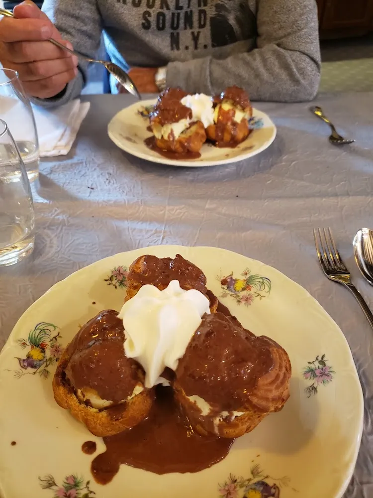 Profiteroles